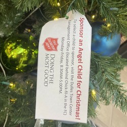 DULLES TOWN CENTER TO HOST SALVATION ARMY ANGEL TREE