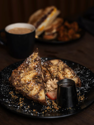 Weekend Brunch at Coat Room