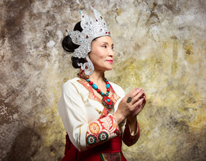 Yungchen Lhamo live at MIM Music Theater