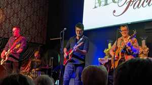 Joel Hanson in Concert