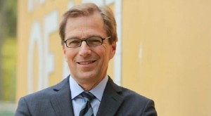 ART+WINE+CHEESE at Nepenthe Gallery with David Brashear and Staci Katsias