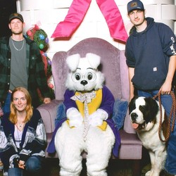 DULLES TOWN CENTER INVITES PET OWNERS TO BRING THEIR FURRY FRIENDS FOR A SPECIAL PHOTO SESSION WITH