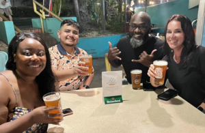 Waikiki Crawling - Aloha Pub Crawl