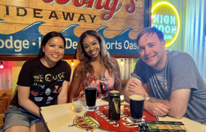 Waikiki Crawling - Aloha Pub Crawl