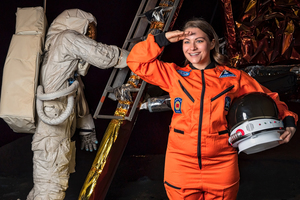 Awesome Allie: First Kid Astronaut