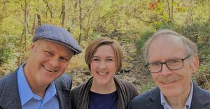 Encore Acoustic Trio