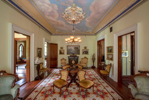 Guided Historic House Tours
