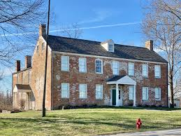 A Sunday in an Old Kentucky Home: Where the Federal Style Ruled!