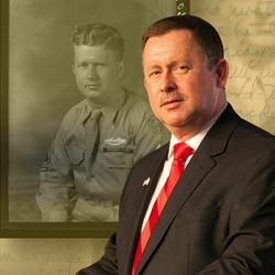 inSIGHT Through Education I-SERIES Lecture: "Footsteps of My Father" with Pastor Chris Edmonds
