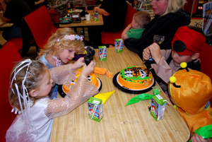 Bashas' Family-Friendly Halloween Celebrations in Stores Oct. 26