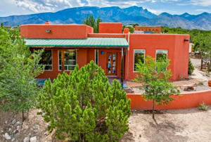 A Bach-Inspired Musical Twilight Realtor’s Open House