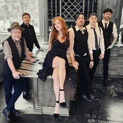 Friday Night Live Featuring Strawberry Roan