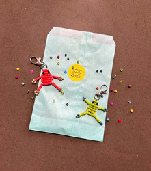 Teen Grab and Go: Frog Keychains!