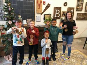 Meet Santa (All Ages Welcome) DIY Ornaments Workshop Set of 5 (Pre-Registration Required)