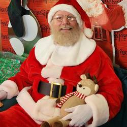 Santa Claus is making a visit to Super Star Car Wash on Saturday!