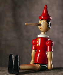 Stories on Stage presents “Big Fat Liars”