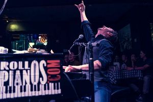 Dueling Pianos at The Beach Gallery