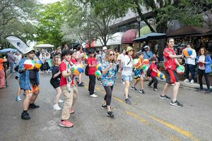 KING MANGO STRUT PARADE