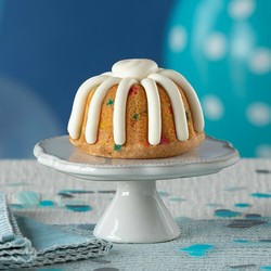New Nothing Bundt Cakes in Tulsa Hills Hosts Free Bundtlets for a Year Giveaway