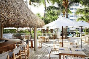 Bungalow Beach Bar’s Big Game By The Sea