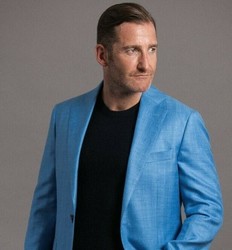 Irish Tenor Paul Byrom - "Isle of Hope" Concert