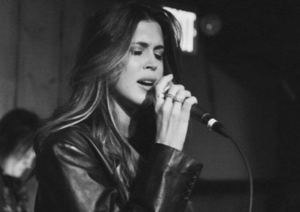 Jessica Carter Altman Live Performance (Opening for Tyler Hilton)