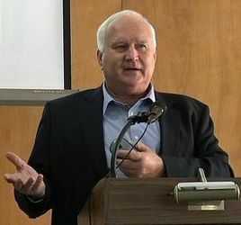 Declutter for Profit: Mike Ivankovich at the OCL Long Beach Island Branch