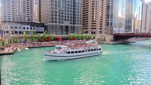 90 Minute Architecture River Tour