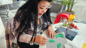 Free Art Workshop: Floral Clay Sculpture