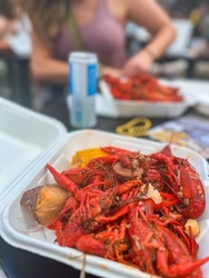 Cody’s Public House Hosts 4th Annual Crawfish Boil