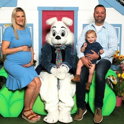 VANCOUVER MALL INVITES THE COMMUNITY TO TAKE  PICTURE-PERFECT PHOTOS WITH THE EASTER BUNNY