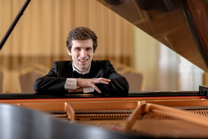 A Musical Feast Concert Series: Aaron Kurz, pianist