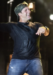 Billy Currington at Marymoor Live