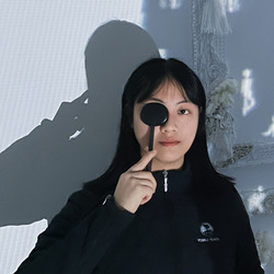 Len?Scape Interactive Exploration