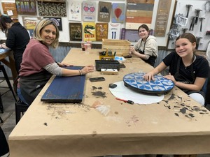 🎨 Paint And Sip DIY Wood Project! (Pre-Registration Required) 🎨