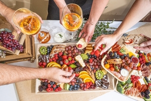 Graze Craze Creve Coeur Invites You for Ribbon Cutting on May 2