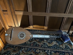 Blame Not My Lute: An Evening with Ronn McFarlane and Robert Aubry Davis