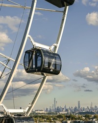 Free Rides for Mom for Mother’s Day at The Dream Wheel