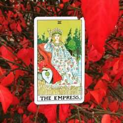 Mother's Day weekend Tarot & Sip