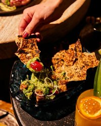 Cinco de Mayo at Tán