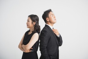 PianoDuo Amabile Performs 4-Hand Piano Concert in Walnut Creek