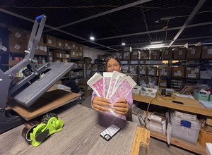 North TX Influencer Abby Rose Hosts Mother's Day Phone Case Workshop & Brunch