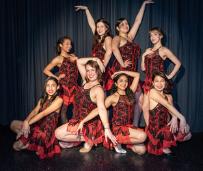 Statesmens Theatre presents "Anything Goes"