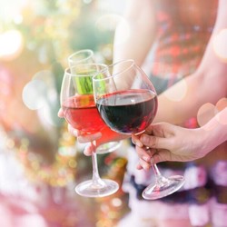 FOX VALLEY INVITES GUESTS TO A SPECIAL ‘SIPS & SWEETS’ EVENT