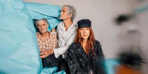 Blonde Redhead w/ Squirrel Flower