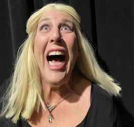 Spontaneous Hitchcock: An Improvised Thriller in the Style of the Master of Suspense!