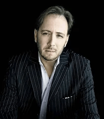 Resplendent Romantics