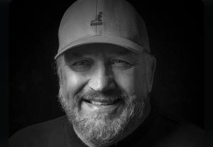 Sakonnet Vineyard Hosts Live Music Featuring Gary Farias on Wednesday, July 30th