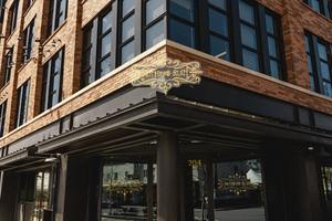 Mother’s Ruin DJ Brunch Bash