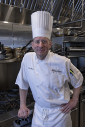 Andiamo Warren Hosts “Sip & Sizzle” Event